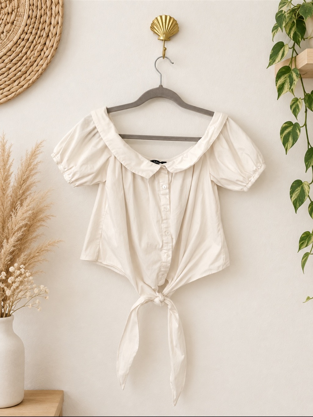 Lulu's Cream Tie-Front Puff Sleeve Blouse Size Small Coquette Cottagecore